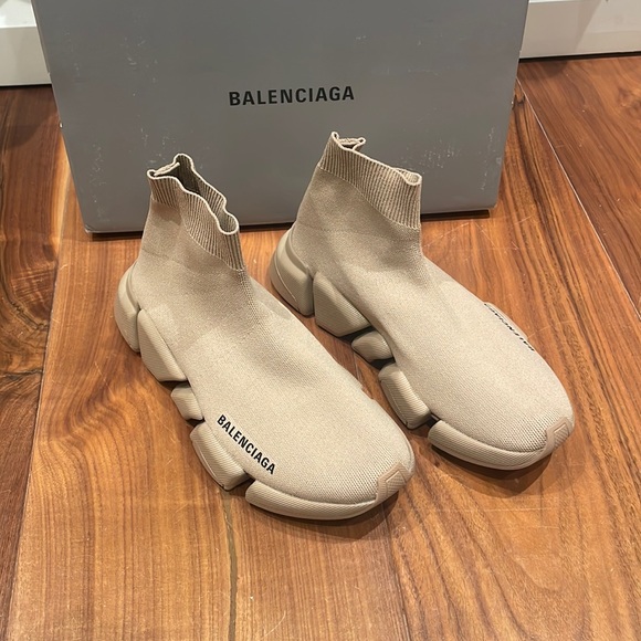 BALENCIAGA Speed 2.0 Knit Sock Sneakers Monocolor Beige Nude Size 37/7 - Picture 1 of 12